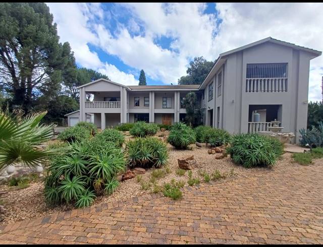 FARM FOR SALE IN UNITAS PARK